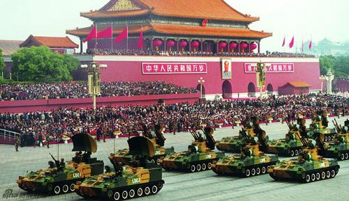 重溫歷史瞬間，1999年閱兵視頻完整版央視超清呈現(xiàn)，重溫歷史瞬間，央視超清呈現(xiàn)1999年閱兵盛典視頻完整版