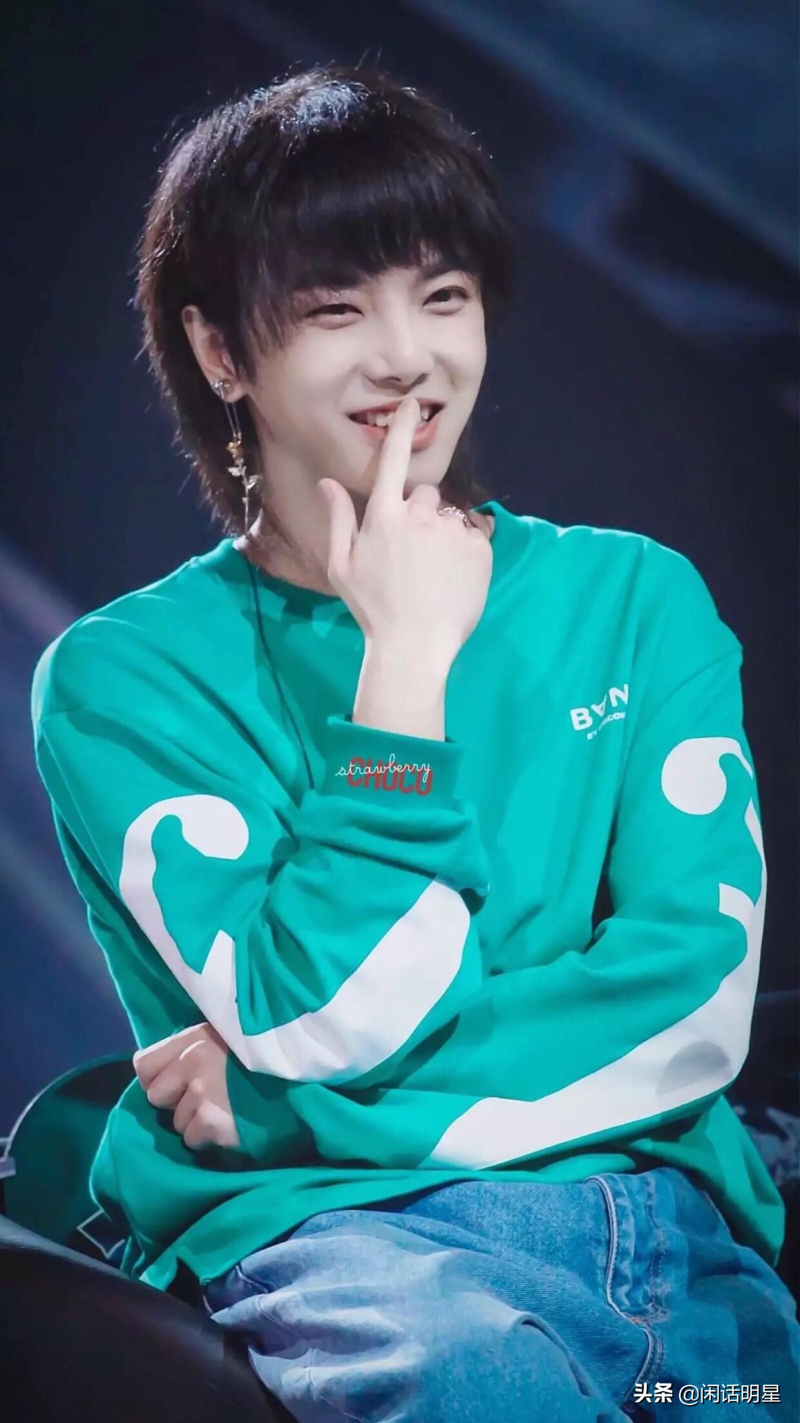 張碧晨個人資料簡介及年齡，張碧晨個人資料簡介，年齡揭秘及更多詳情