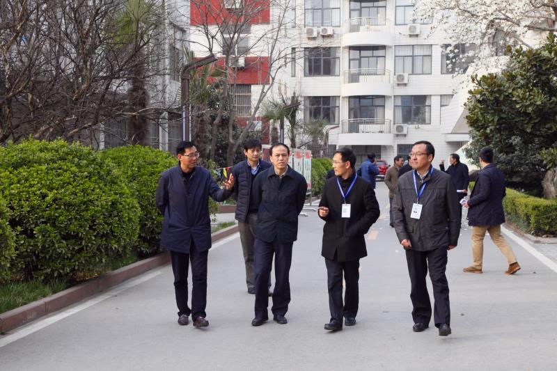 海州區(qū)衛(wèi)生健康局最新領(lǐng)導(dǎo)團(tuán)隊(duì)及其工作展望，海州區(qū)衛(wèi)生健康局領(lǐng)導(dǎo)團(tuán)隊(duì)全新亮相，工作展望與期待