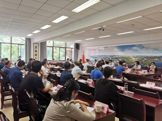 黃石市市發(fā)展和改革委員會(huì)最新領(lǐng)導(dǎo)團(tuán)隊(duì)介紹，黃石市發(fā)展和改革委員會(huì)領(lǐng)導(dǎo)團(tuán)隊(duì)介紹