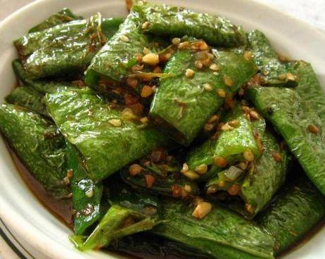 手指脫皮是什么原因，深度解析與應對建議，手指脫皮深度解析，成因、應對與建議