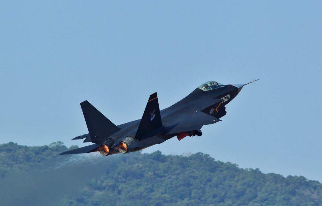 中國殲-31戰(zhàn)斗機，未來空中力量的璀璨明珠，中國殲-31戰(zhàn)斗機，未來空中力量的耀眼明珠