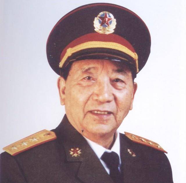 歷任陸軍司令員，中國陸軍的領(lǐng)導(dǎo)力量與戰(zhàn)略發(fā)展，中國陸軍領(lǐng)導(dǎo)力量戰(zhàn)略發(fā)展脈絡(luò)，歷任司令員揭秘