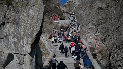 爬泰山的十大忌諱，旅行必備知識，爬泰山必知，十大忌諱與旅行必備知識