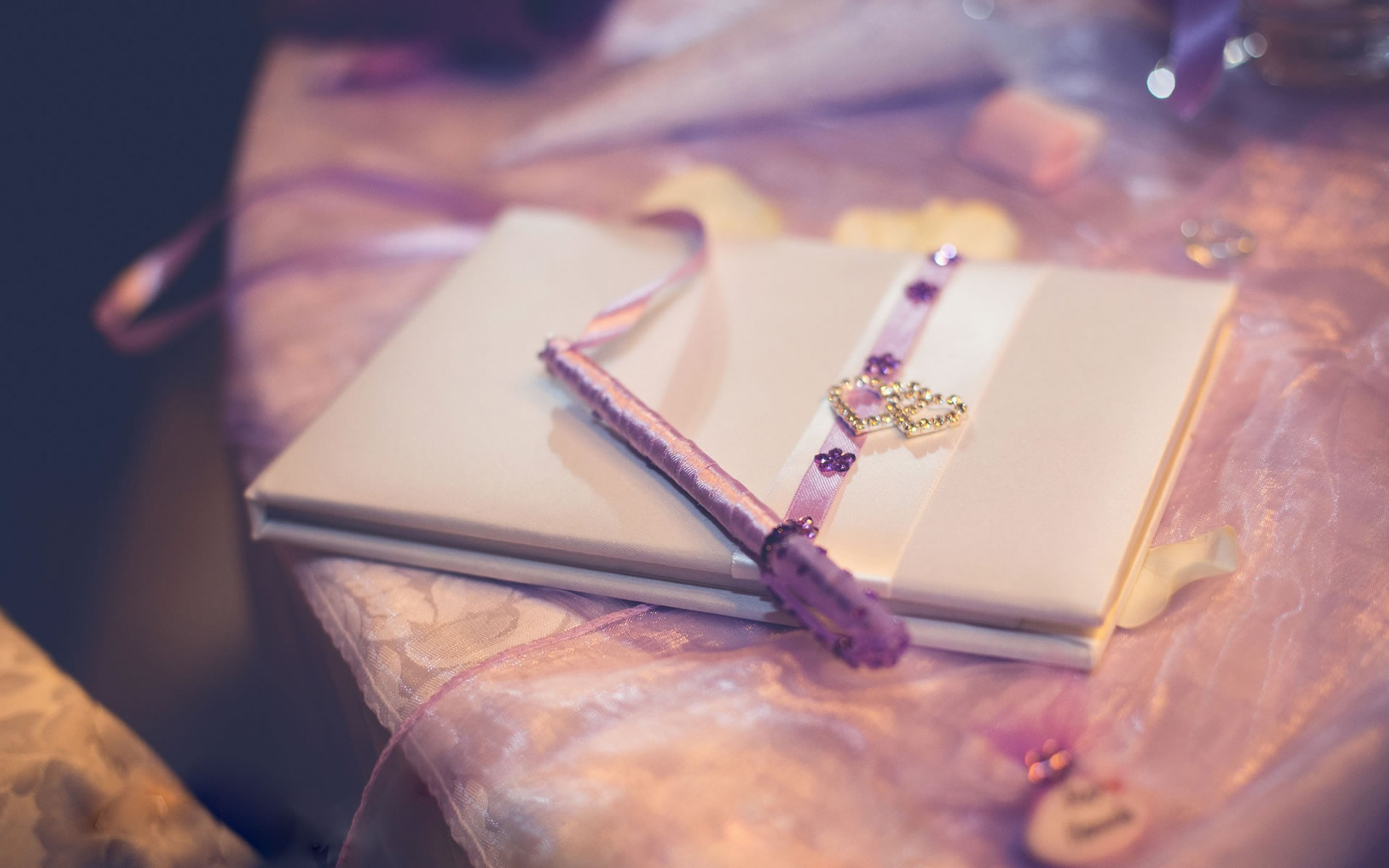 突然一灘水，是排卵期的跡象嗎？解讀女性生理現(xiàn)象，突然一灘水是排卵期跡象嗎？女性生理現(xiàn)象解讀