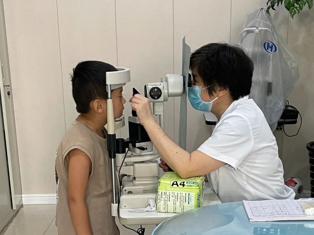 為什么不建議在醫(yī)院配眼鏡，深度解析背后的原因，深度解析，為何醫(yī)院配眼鏡不是最佳選擇？