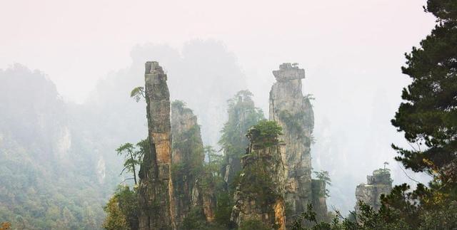 江西上饒旅游必去十大景點(diǎn)——探索上饒的美麗風(fēng)光，江西上饒十大必游景點(diǎn)——領(lǐng)略絕美風(fēng)光