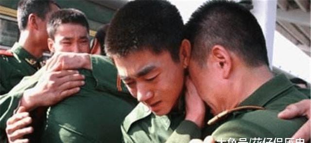 我兒子被部隊退兵了，面對挑戰(zhàn)，我們?nèi)绾喂餐靶?，面對退兵的挑?zhàn)，如何攜手前行，支持兒子重新出發(fā)