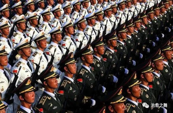 慶祝中國(guó)人民解放軍建軍七十周年大閱兵，完整視頻回顧與深度解析，中國(guó)人民解放軍建軍七十周年大閱兵回顧與深度解析，榮耀瞬間，震撼心靈！