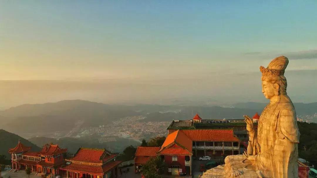 寒假旅游去哪里最好 國(guó)內(nèi)精選目的地指南，寒假旅游好去處，國(guó)內(nèi)精選目的地指南