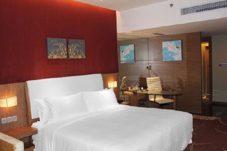 青島酒店預(yù)訂攻略，輕松預(yù)訂心儀住宿，享受海濱城市之旅，青島酒店預(yù)訂攻略，輕松預(yù)訂心儀住宿，暢游海濱城市