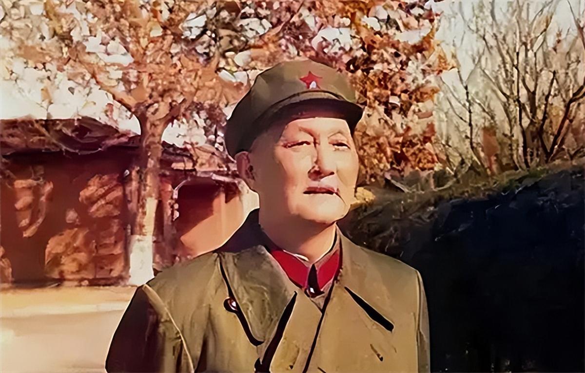 少將和省長哪個厲害，深度解析兩者職責(zé)與權(quán)力，少將與省長，職責(zé)與權(quán)力的深度對比解析。