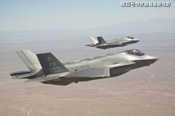 關(guān)于幾架殲-20可以打敗一架F-22的探討，殲-20與F-22對決探討，幾架殲-20能勝出一架F-22？