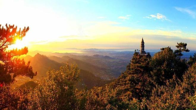 盤山風(fēng)景區(qū)，自然之美盡收眼底，盤山風(fēng)景區(qū)，自然之美的全景展現(xiàn)