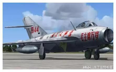 殲-5戰(zhàn)斗機圖片，歷史、技術(shù)特點與影響，殲-5戰(zhàn)斗機，圖片、歷史、技術(shù)特點與深遠(yuǎn)影響