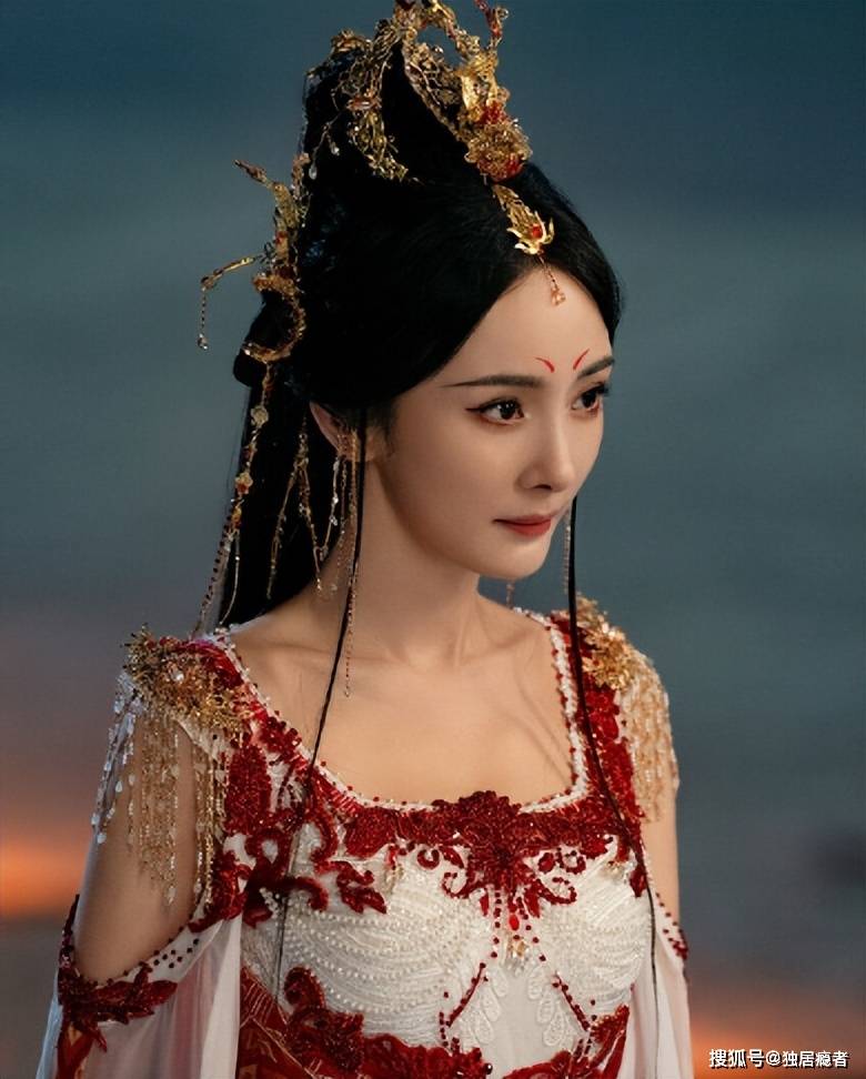 楊冪電視劇2023，期待之星閃耀熒屏，楊冪2023新劇閃耀熒屏，期待之星閃耀