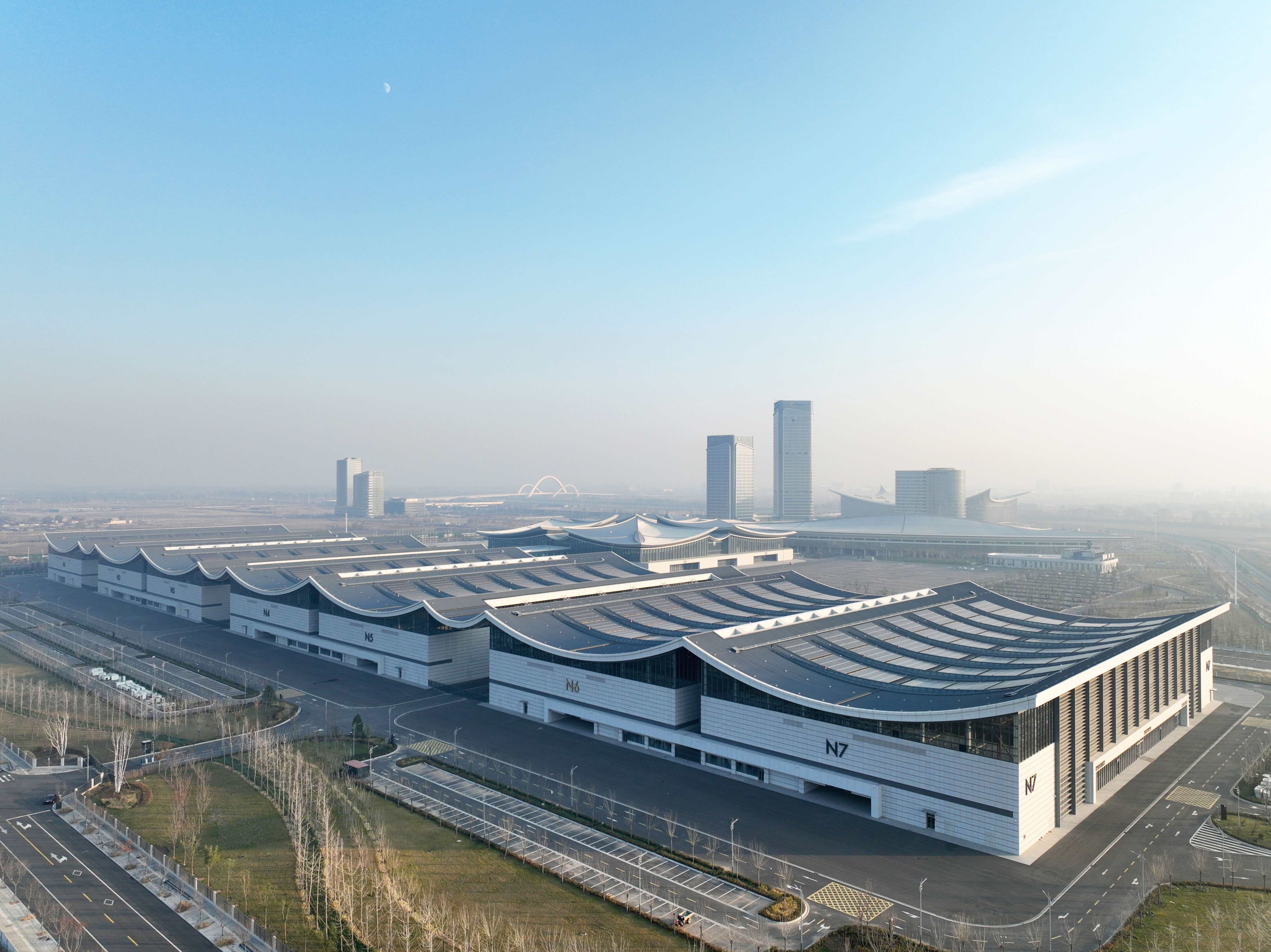 國際會展中心，全球商務(wù)展示的重要舞臺，全球商務(wù)展示的重要舞臺，國際會展中心