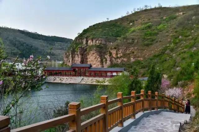 旅游景點(diǎn)簡(jiǎn)單介紹——探索未知的美景，旅游景點(diǎn)簡(jiǎn)介，探索未知美景的奇妙之旅